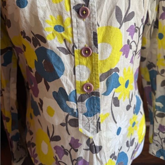 BODEN 100% Cotton Light Floral 3/4 Button Down Top Size 8 Spring/Summer - Picture 4 of 10